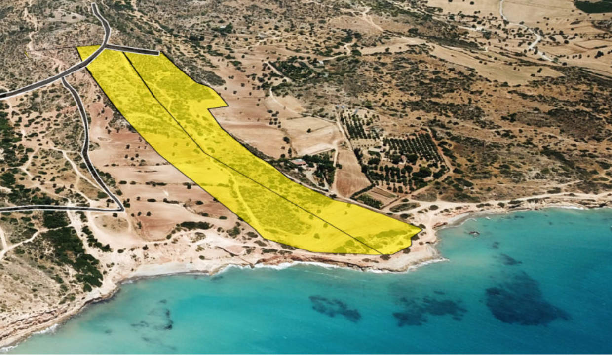 Large Seafront Plot