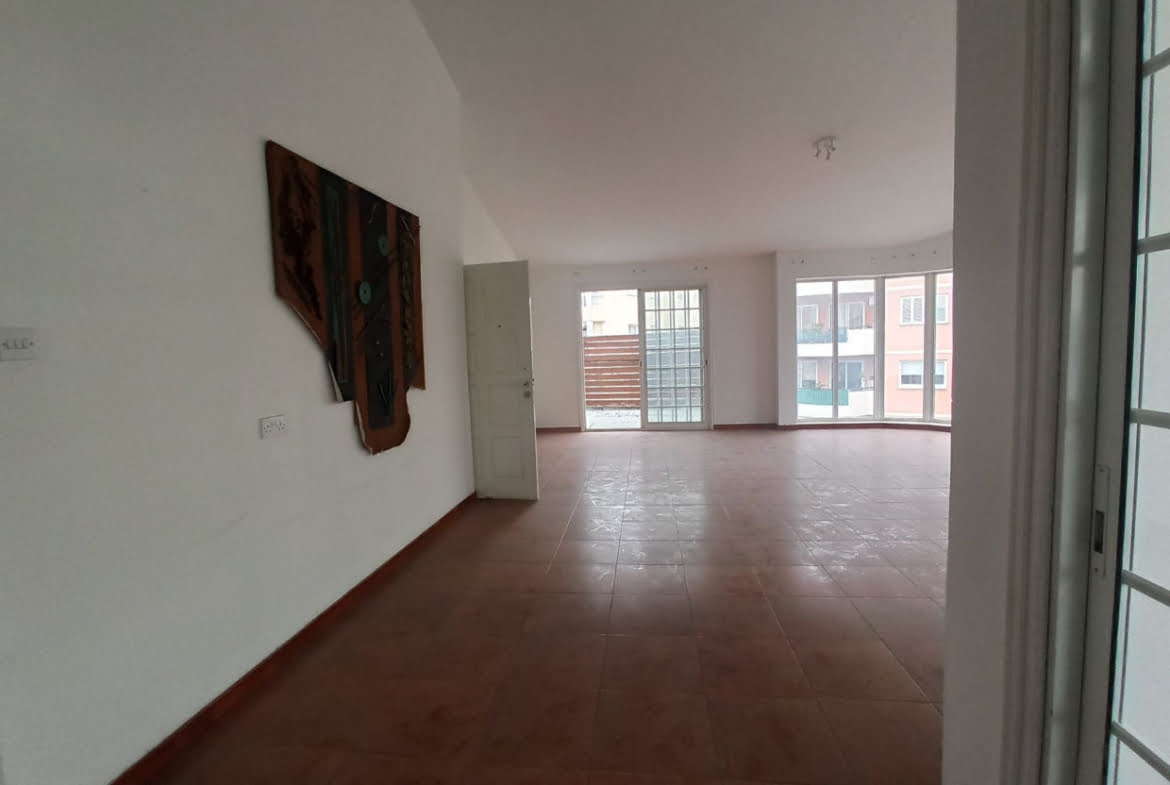 SOLD – Whole Floor Apartment
