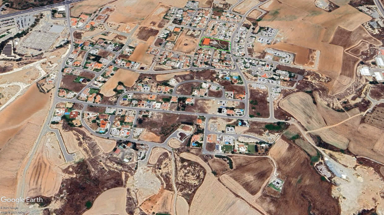 Adjoining Plots in Strovolos