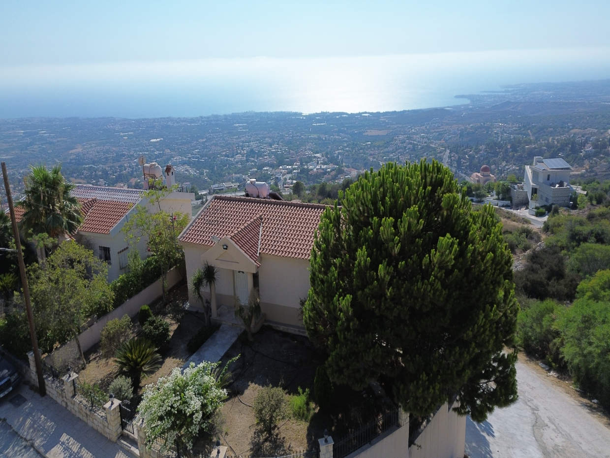 453-22A 3 Bedroom Villa With 2 Bedroom Apartment