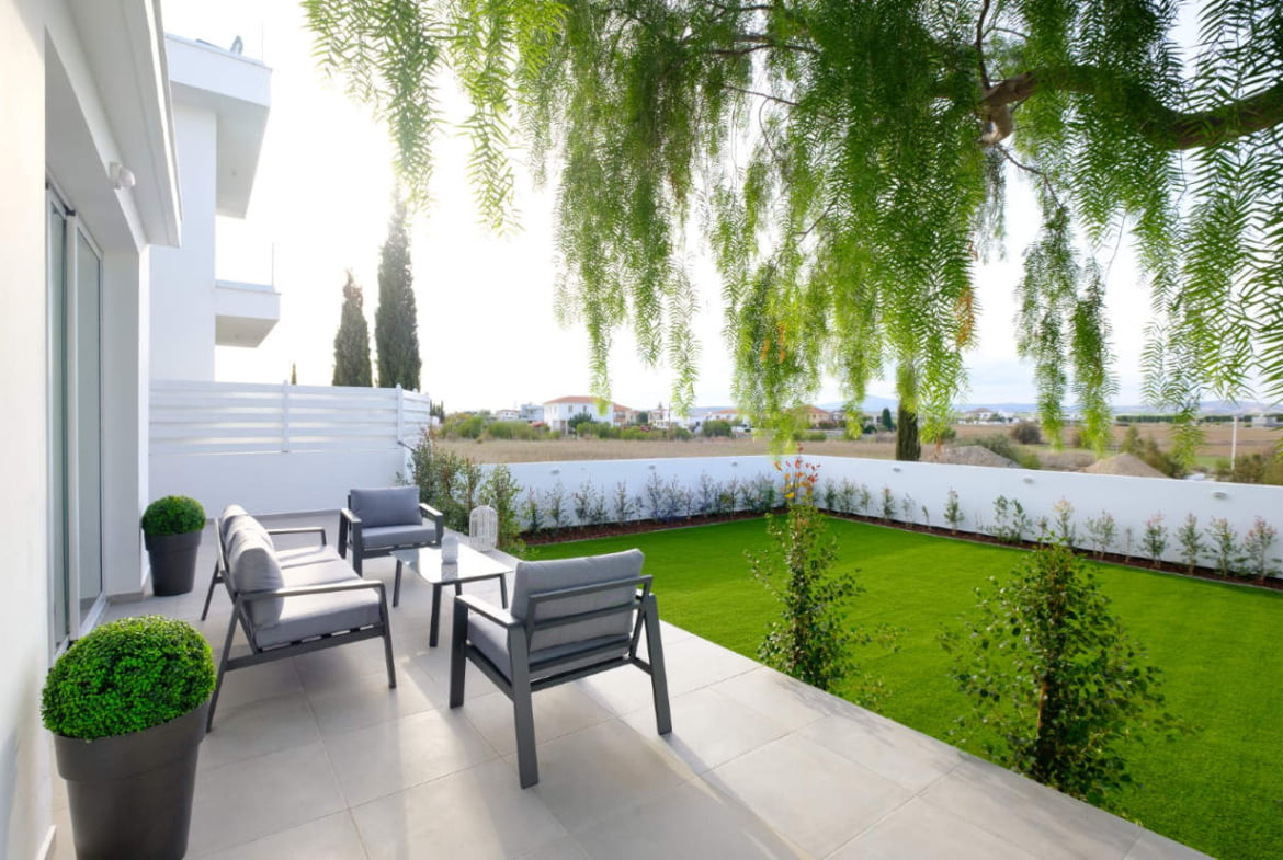 Beautiful 4 Bedroom House – Dromolaxia