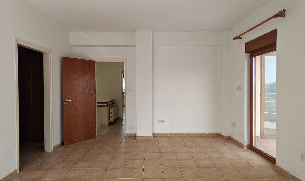 SOLD – Detached House with Private Pool – Latsia
