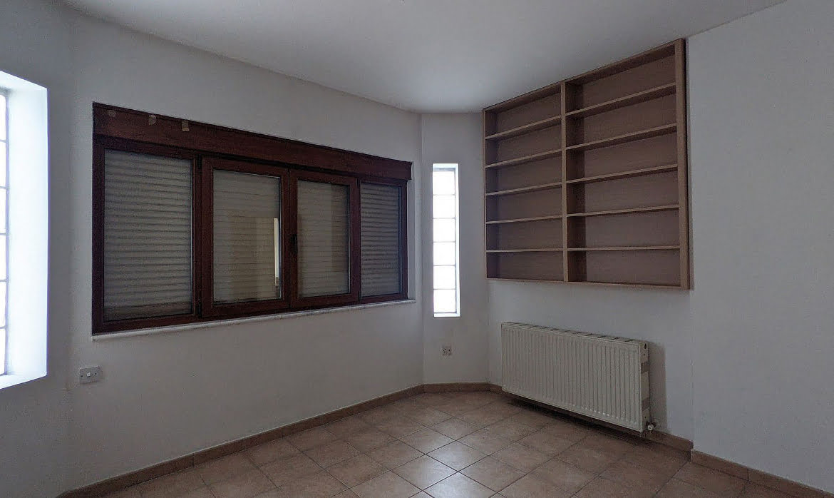 SOLD – Detached House with Private Pool – Latsia