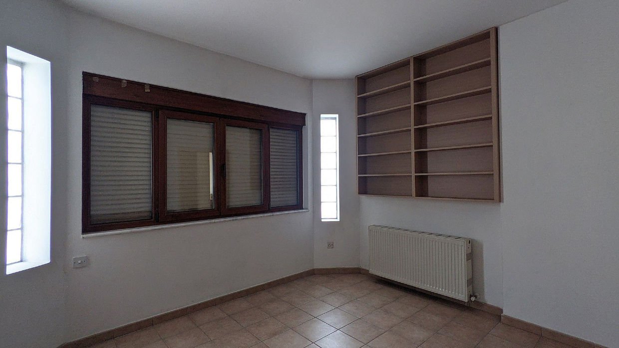 SOLD – Detached House with Private Pool – Latsia