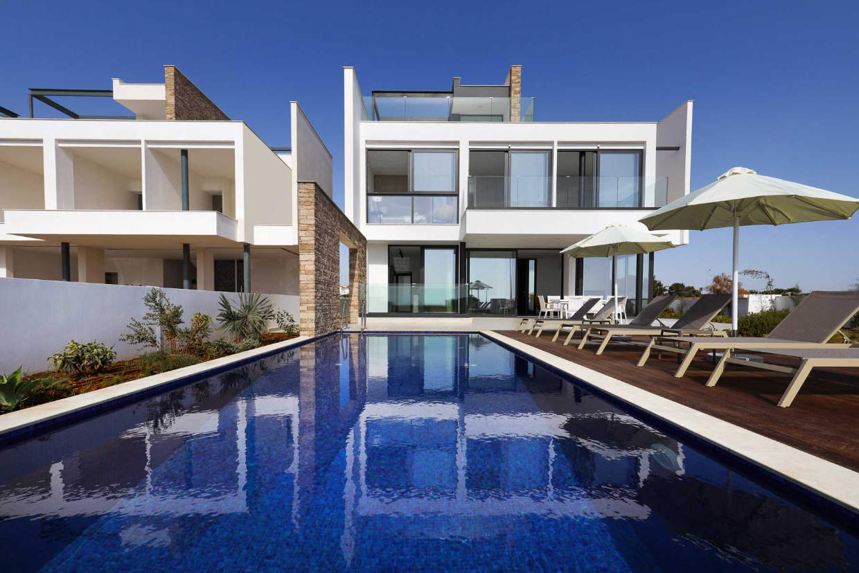 Stunning Seafront Villa