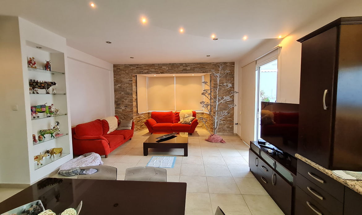 Spacious 4 Bedroom House – Strovolos