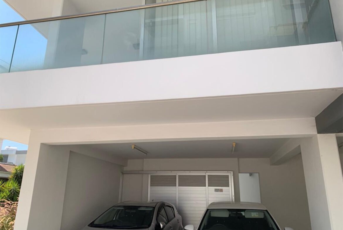 Spacious 2 Bedroom Apartment