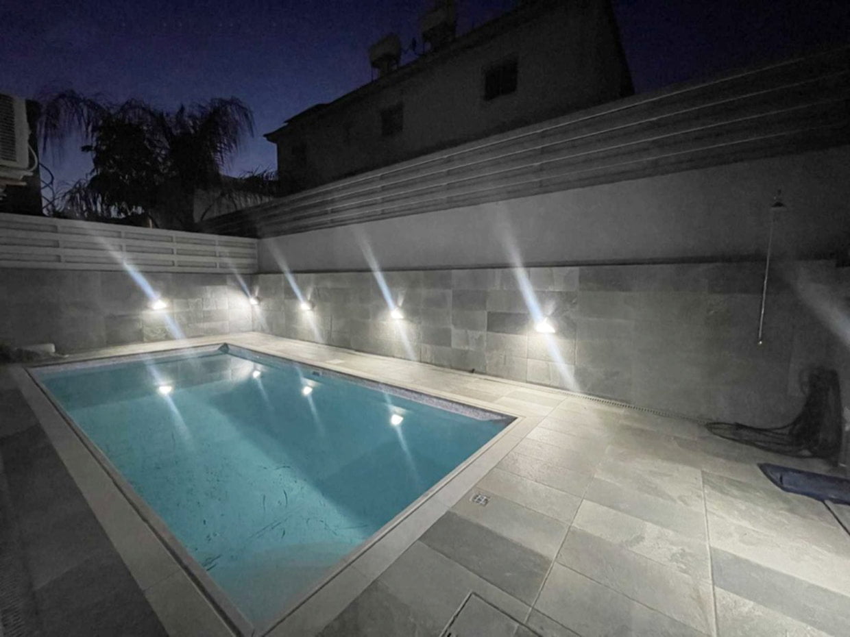 4 Bedroom Semi Detached House