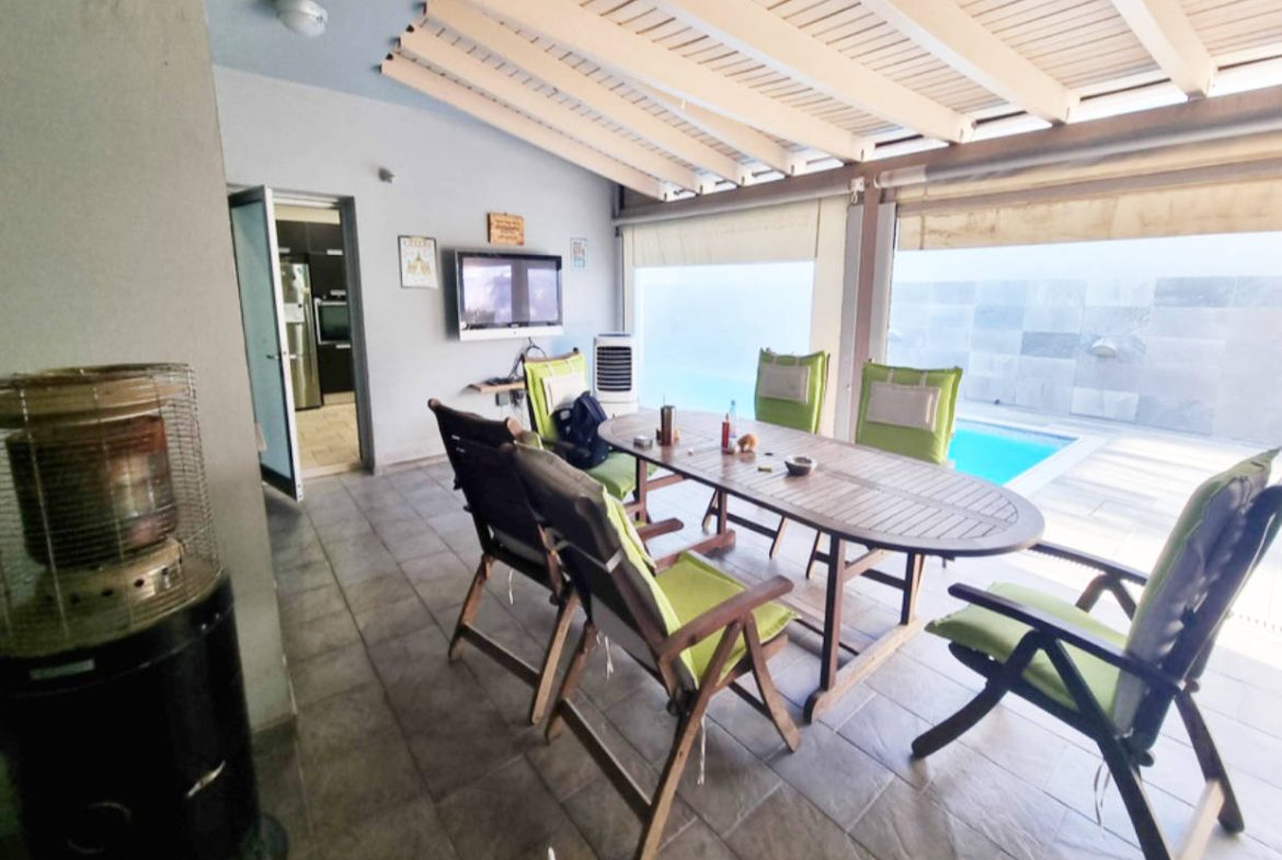 4 Bedroom Semi Detached House