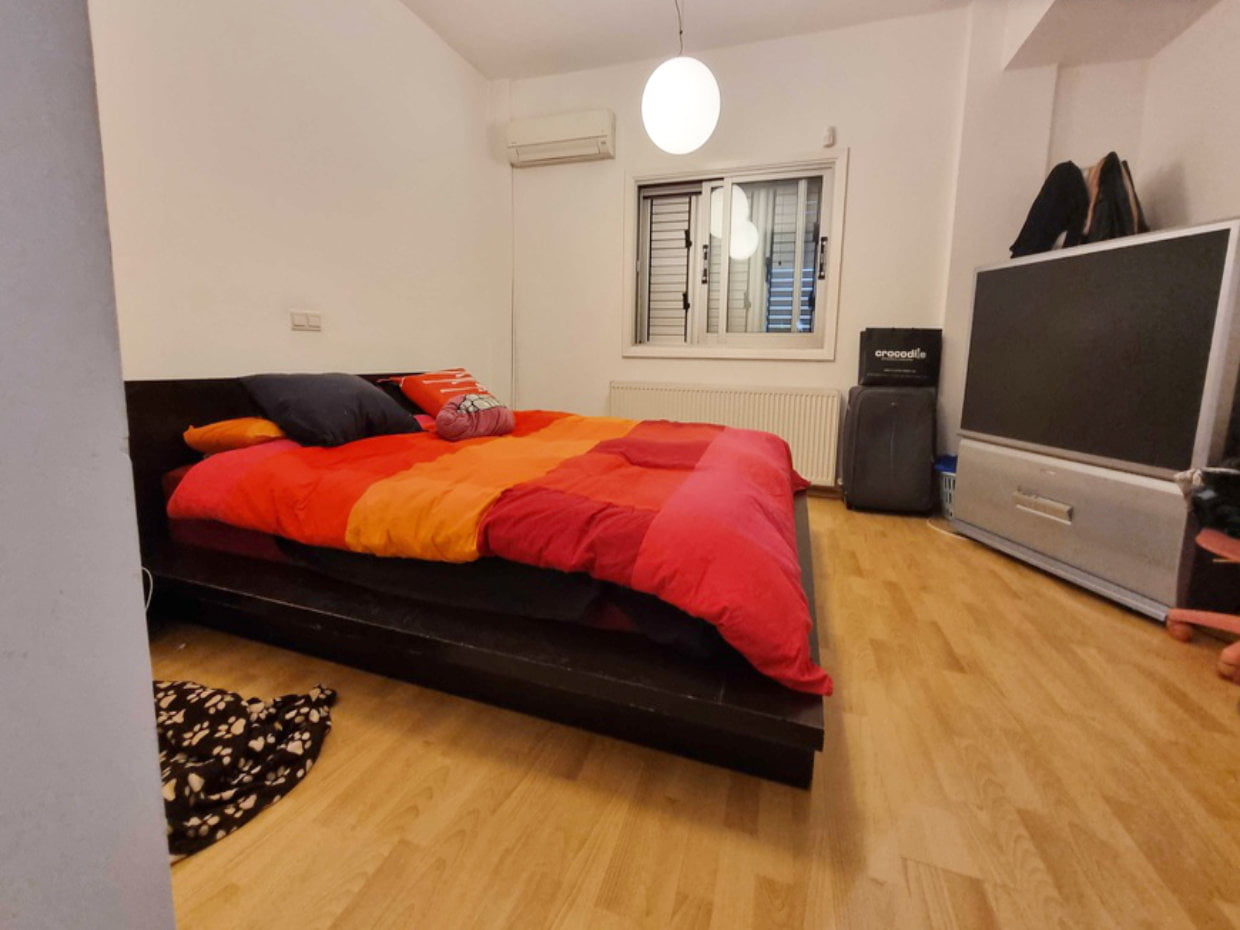 4 Bedroom Semi Detached House