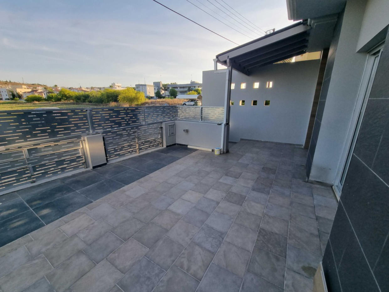4 Bedroom Semi Detached House