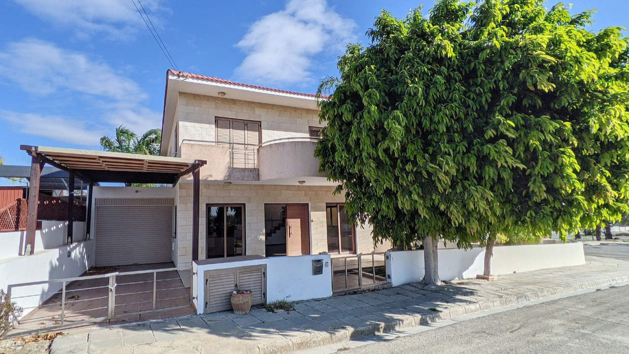 4 Bedroom House in Geri