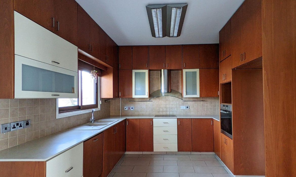 4 Bedroom House in Geri