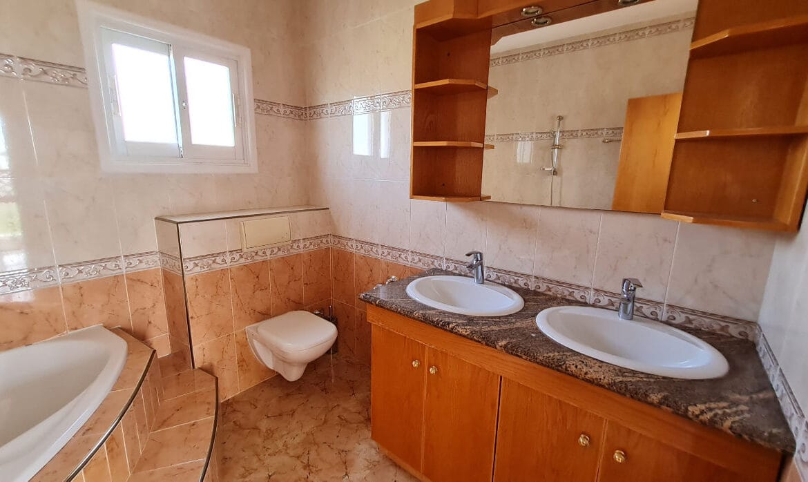 4 Bedroom House in Strovolos