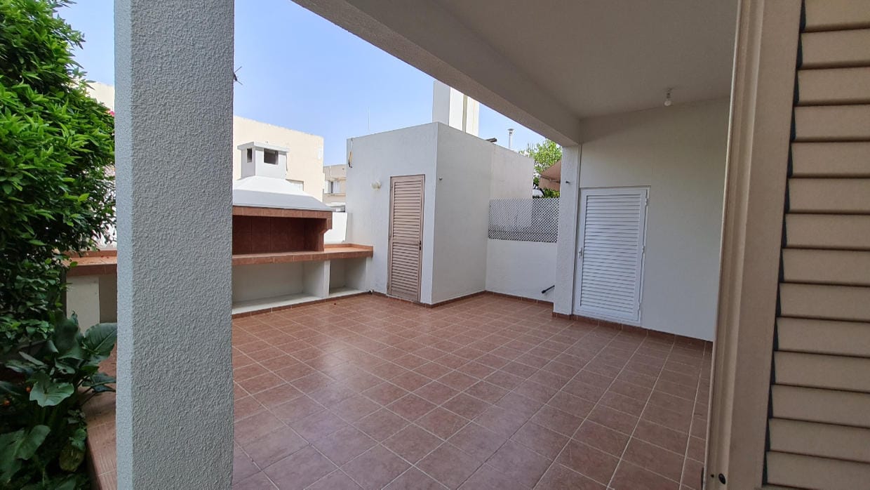Spacious 4 Bedroom House in Latsia – RENTED