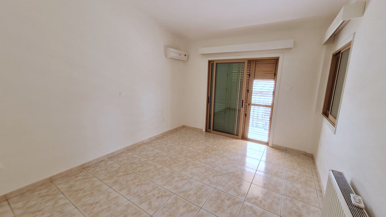 Spacious 4 Bedroom House in Latsia – RENTED
