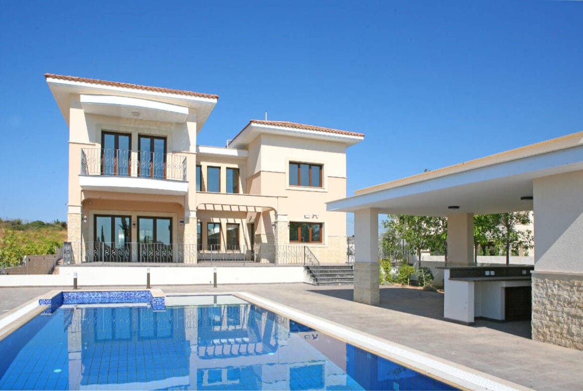 5 Bedroom Villa with Sea Views