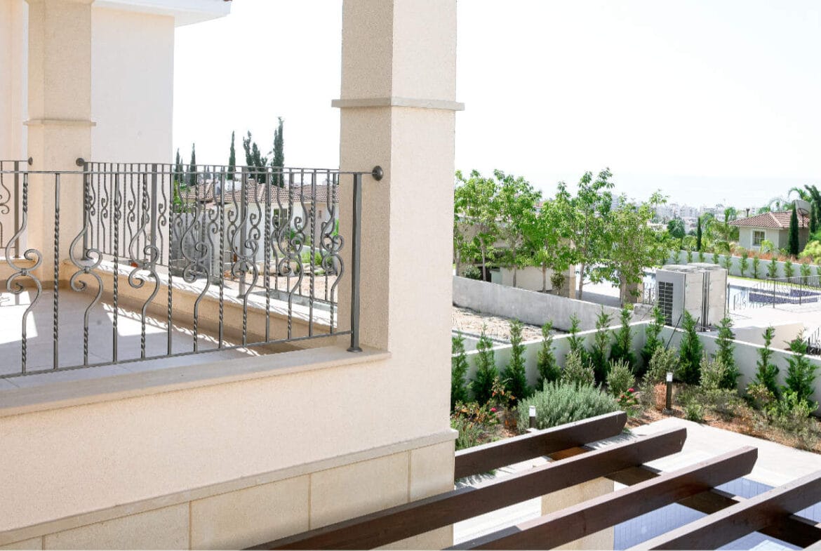 5 Bedroom Villa with Sea Views