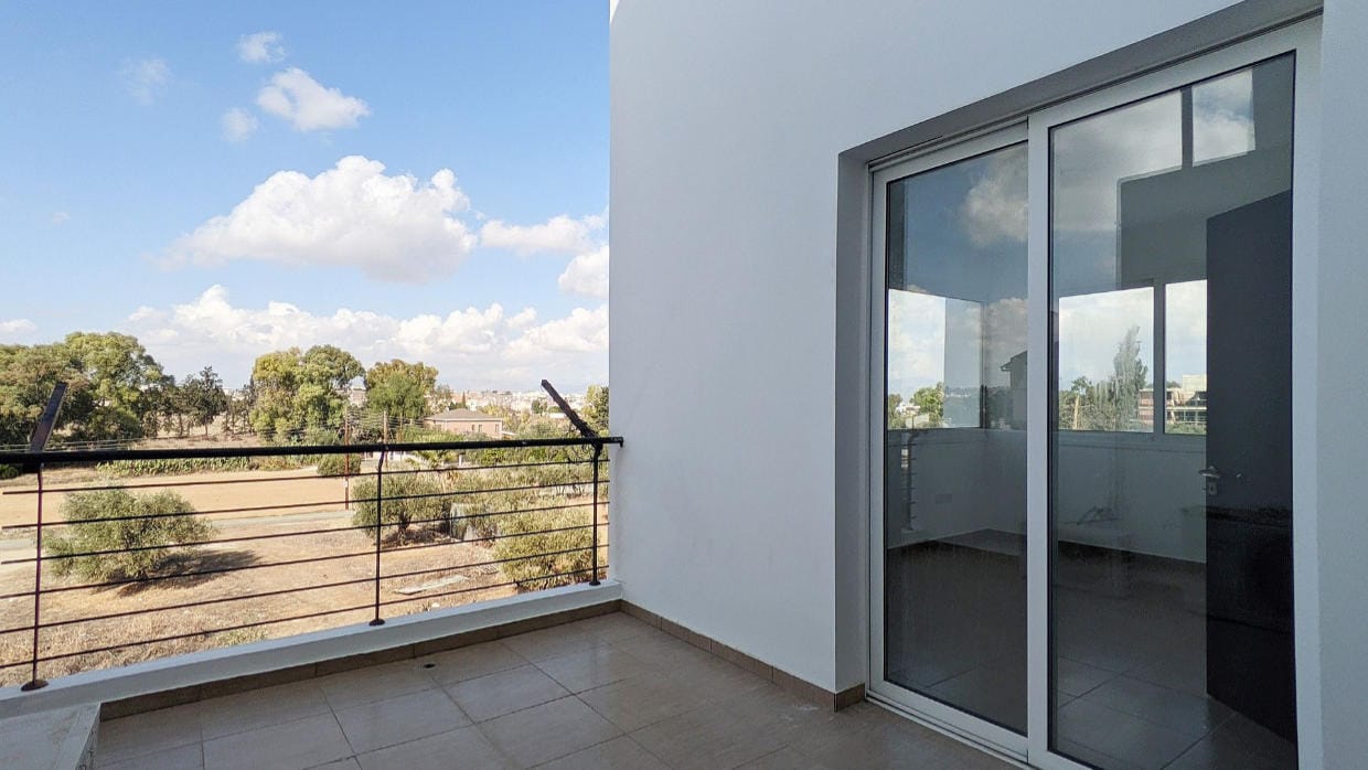 2 Bedroom Apartment Plus Office