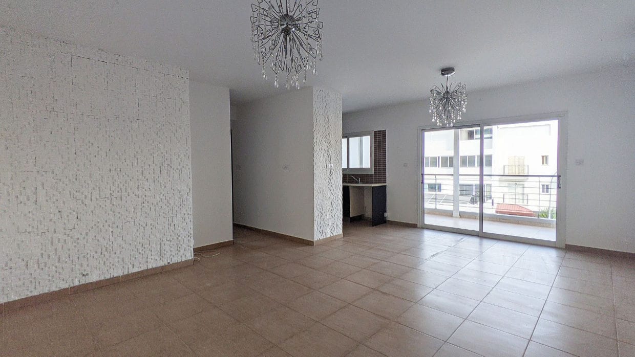 2 Bedroom Apartment Plus Office