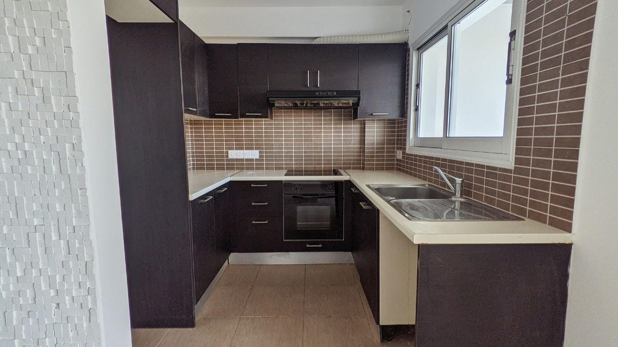 2 Bedroom Apartment Plus Office