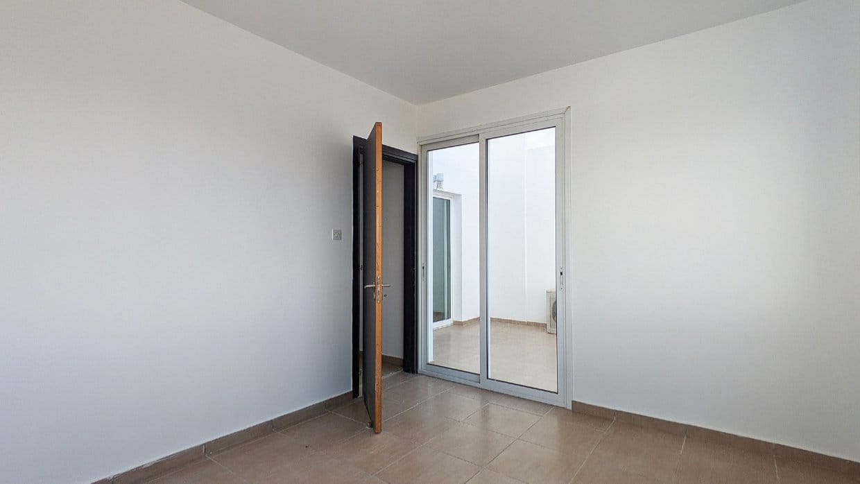 2 Bedroom Apartment Plus Office