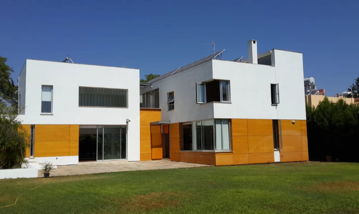 7 Bedroom House – Dasoupolis, Nicosia