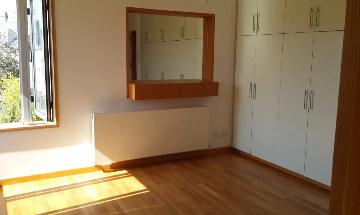 7 Bedroom House – Dasoupolis, Nicosia