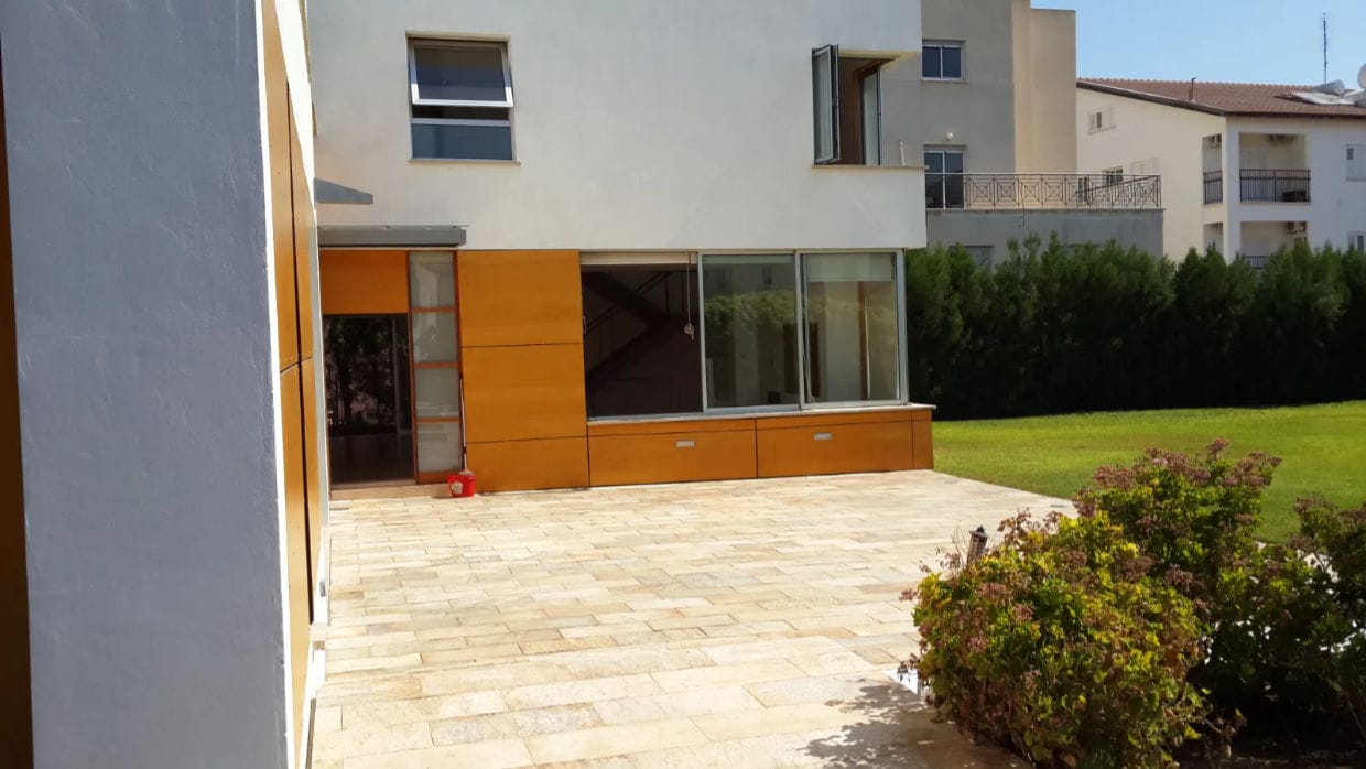 7 Bedroom House – Dasoupolis, Nicosia