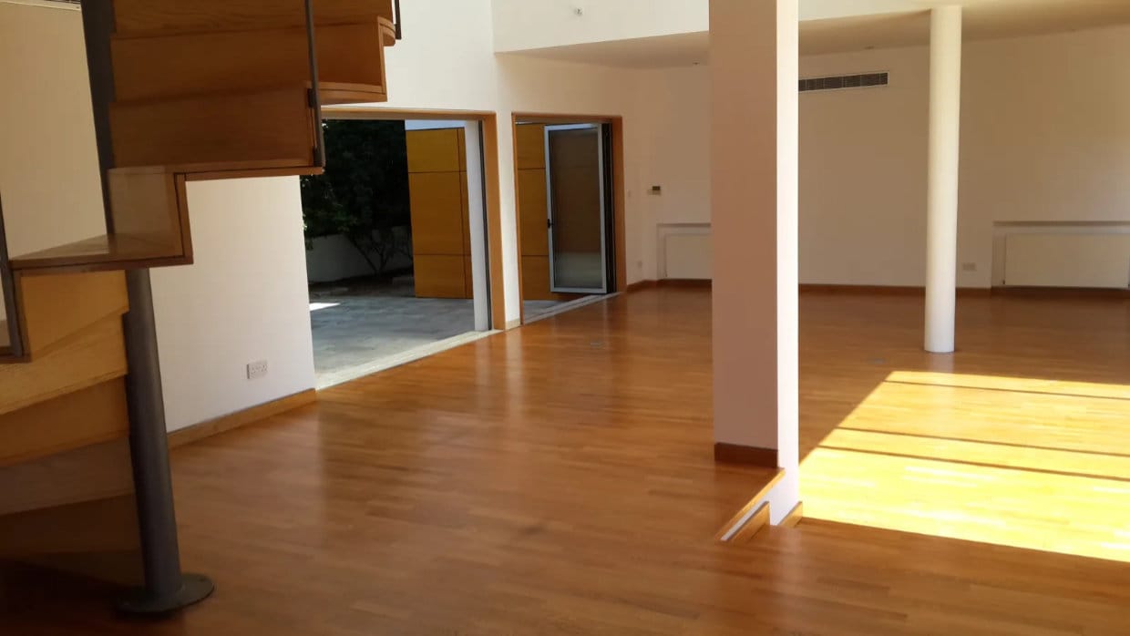 7 Bedroom House – Dasoupolis, Nicosia