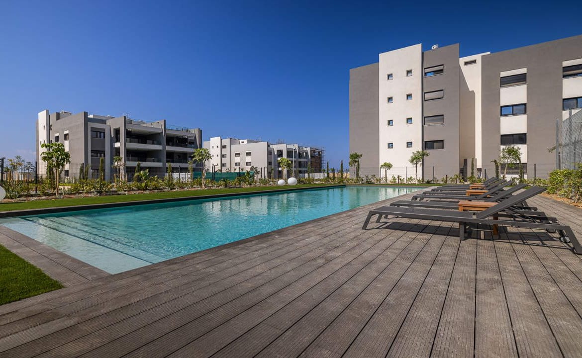Amazing Gated Complex Apartment