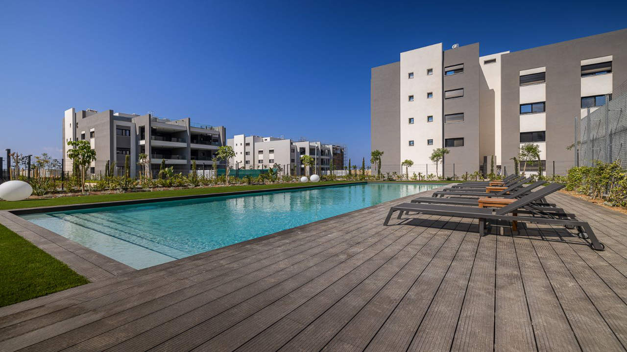 Amazing Gated Complex Apartment