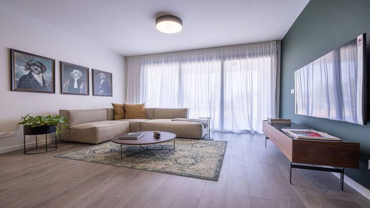 Amazing Gated Complex Apartment