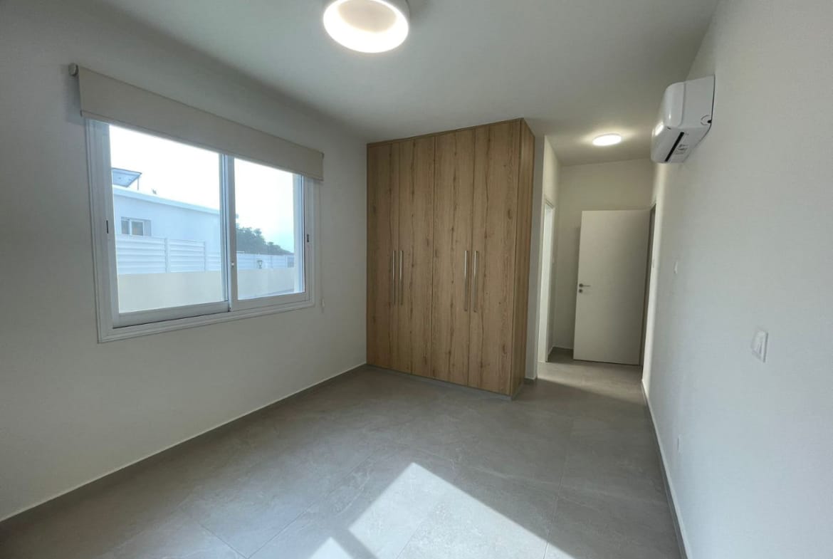 Spacious Ground Floor Apartment – Kissonerga