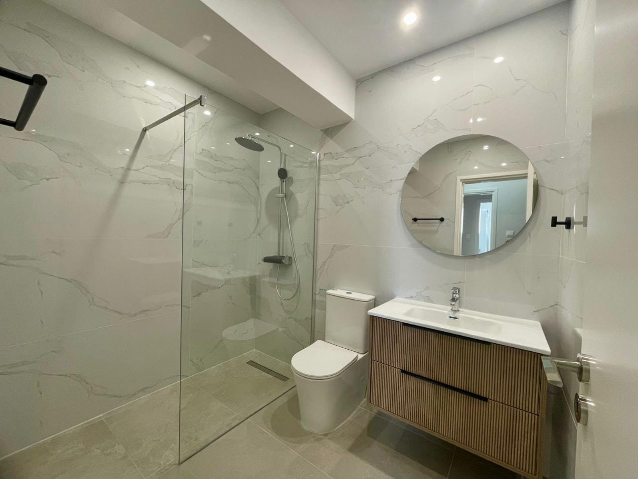 Spacious Ground Floor Apartment – Kissonerga