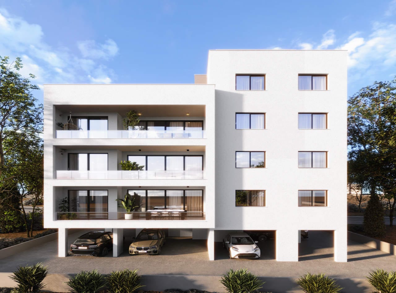 Spacious Top Floor Apartment