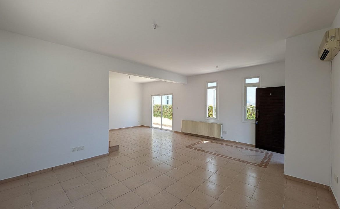 4 Bedroom House With Studio