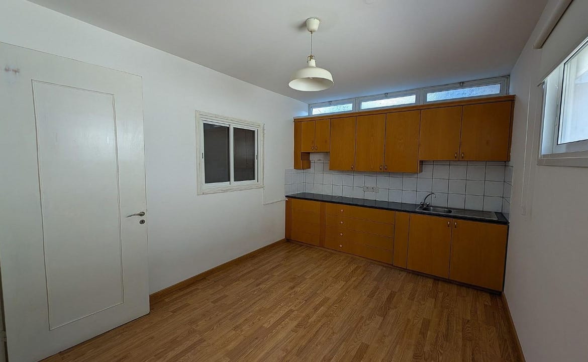 4 Bedroom House With Studio
