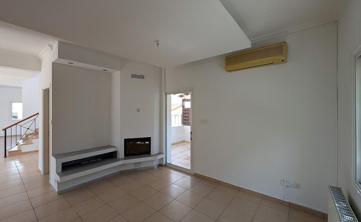 4 Bedroom House With Studio