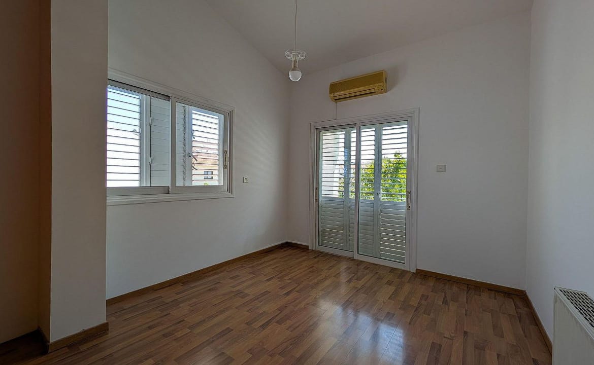 4 Bedroom House With Studio