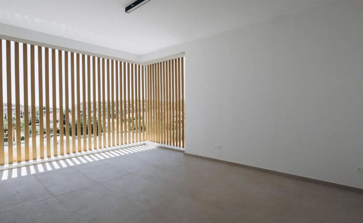 Contemporary 5 Bedroom Villa