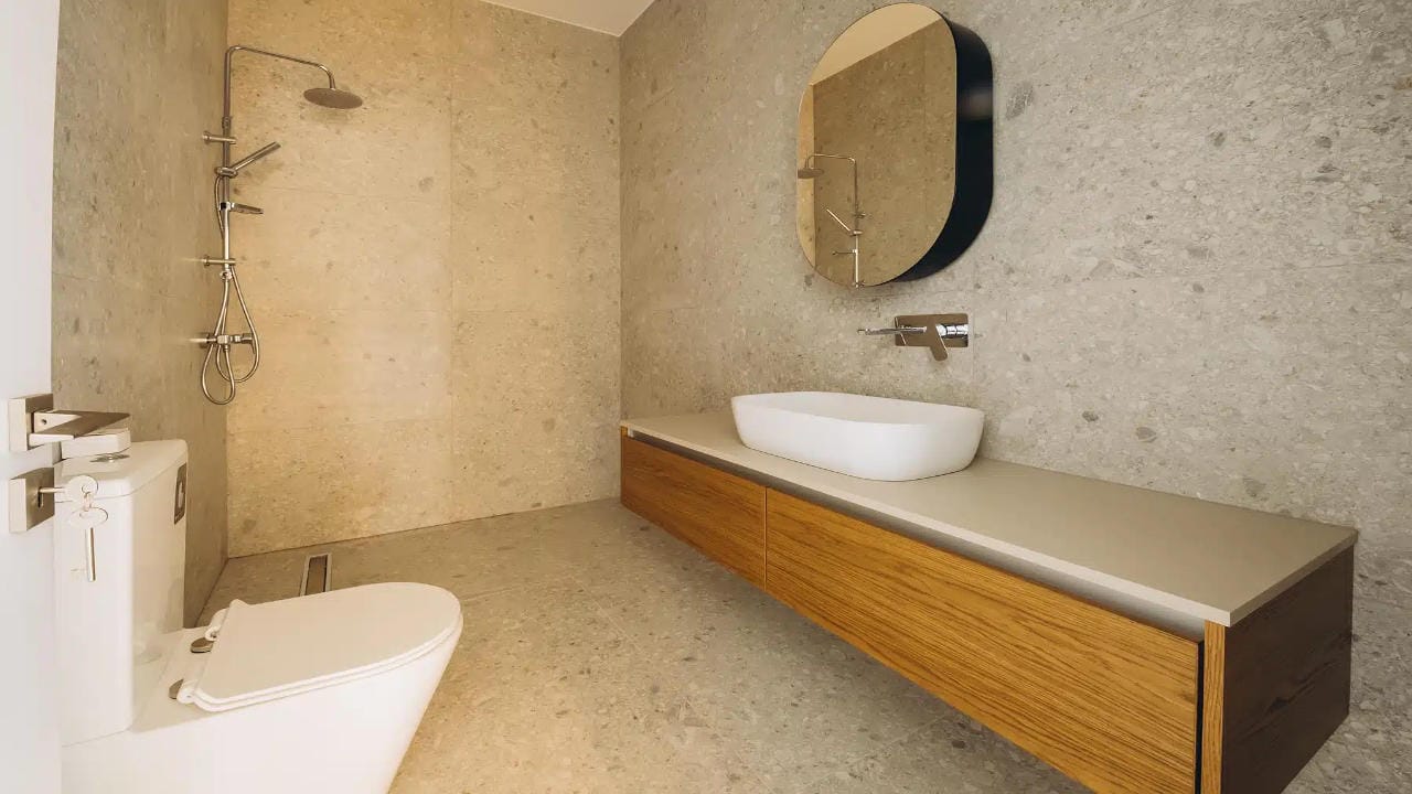 Contemporary 5 Bedroom Villa