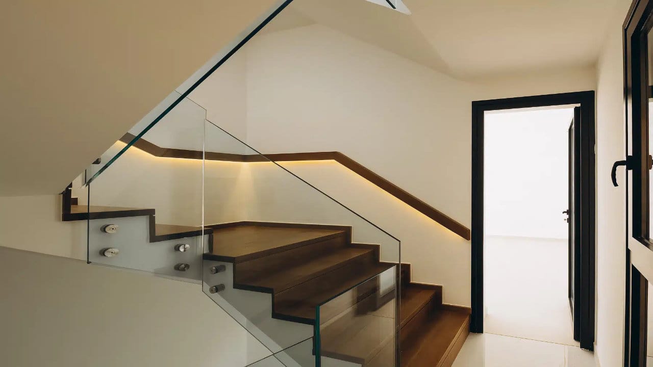 Contemporary 5 Bedroom Villa