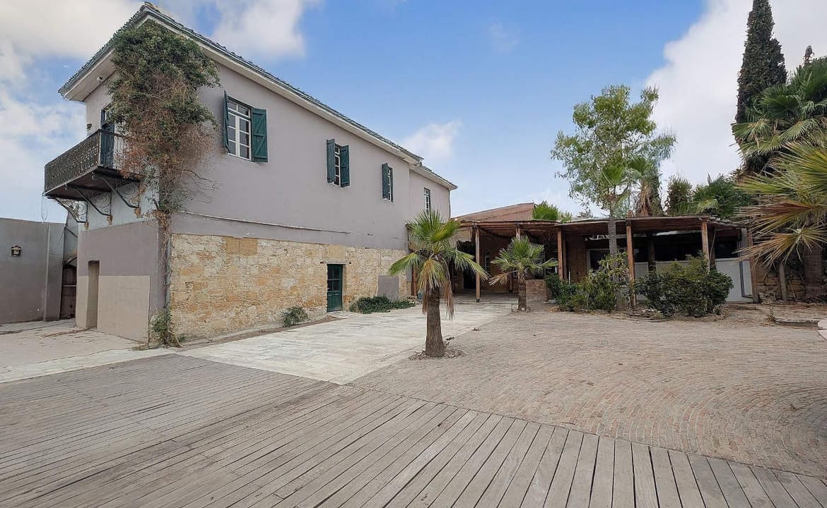 Listed Building In Historic Old Nicosia