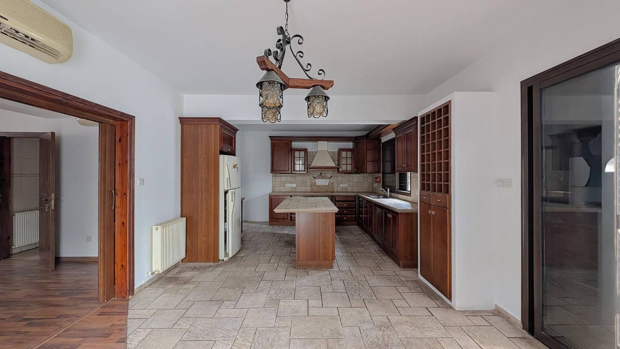 10 Elegant Semi-Detached House