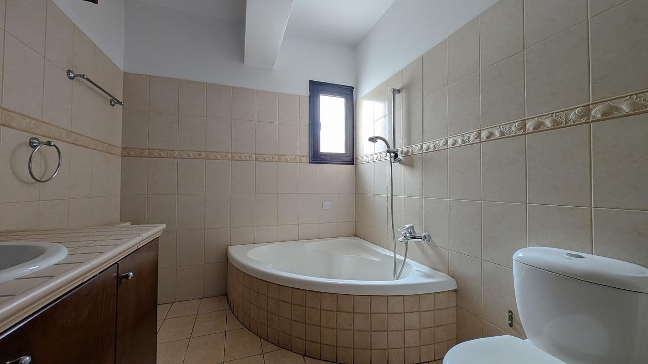 15 Elegant Semi-Detached House