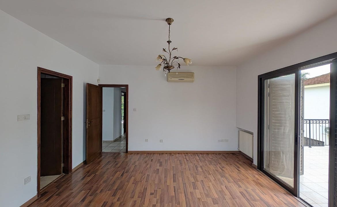 Elegant Semi-Detached House