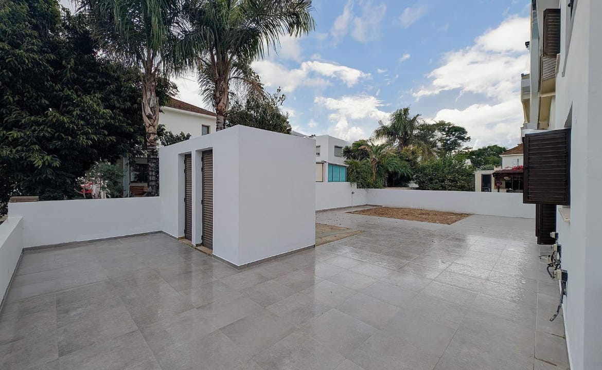 Elegant Semi-Detached House