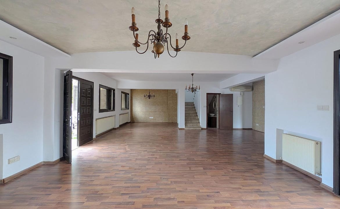 Elegant Semi-Detached House
