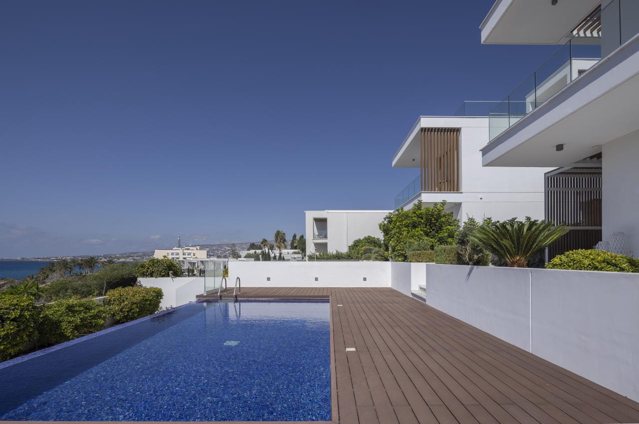 1365-6a Luxury Seafront Villa – Paphos